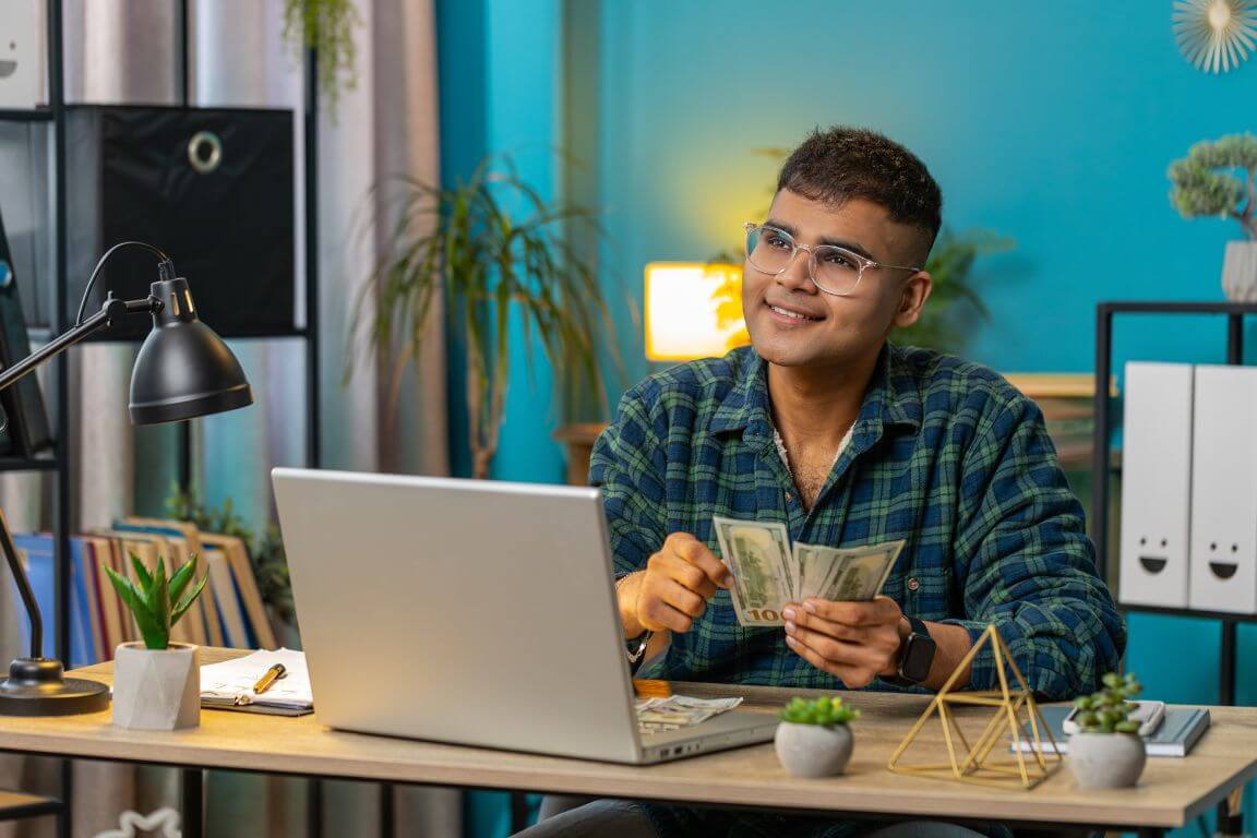 Educação financeira para jovens como organizar seu primeiro salário - Instituto Formar (1)