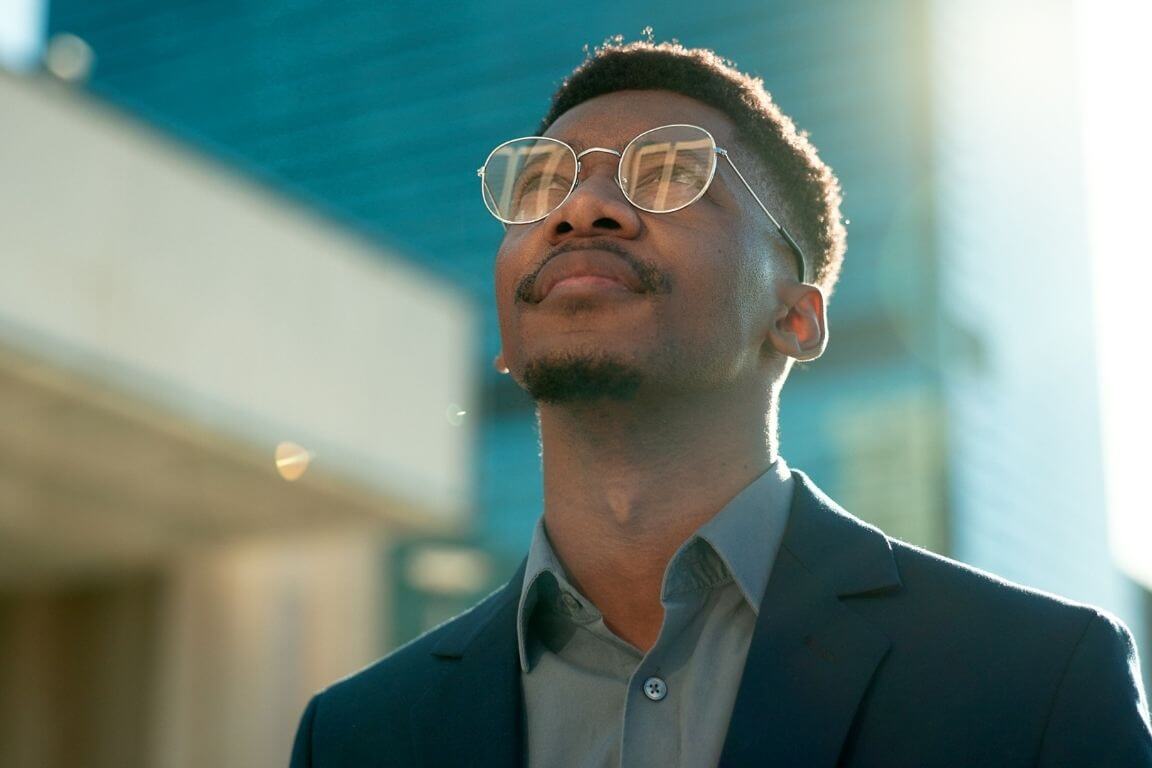 Autoconhecimento profissional como identificar seus pontos fortes e melhorar sua carreira - Instituto Formar